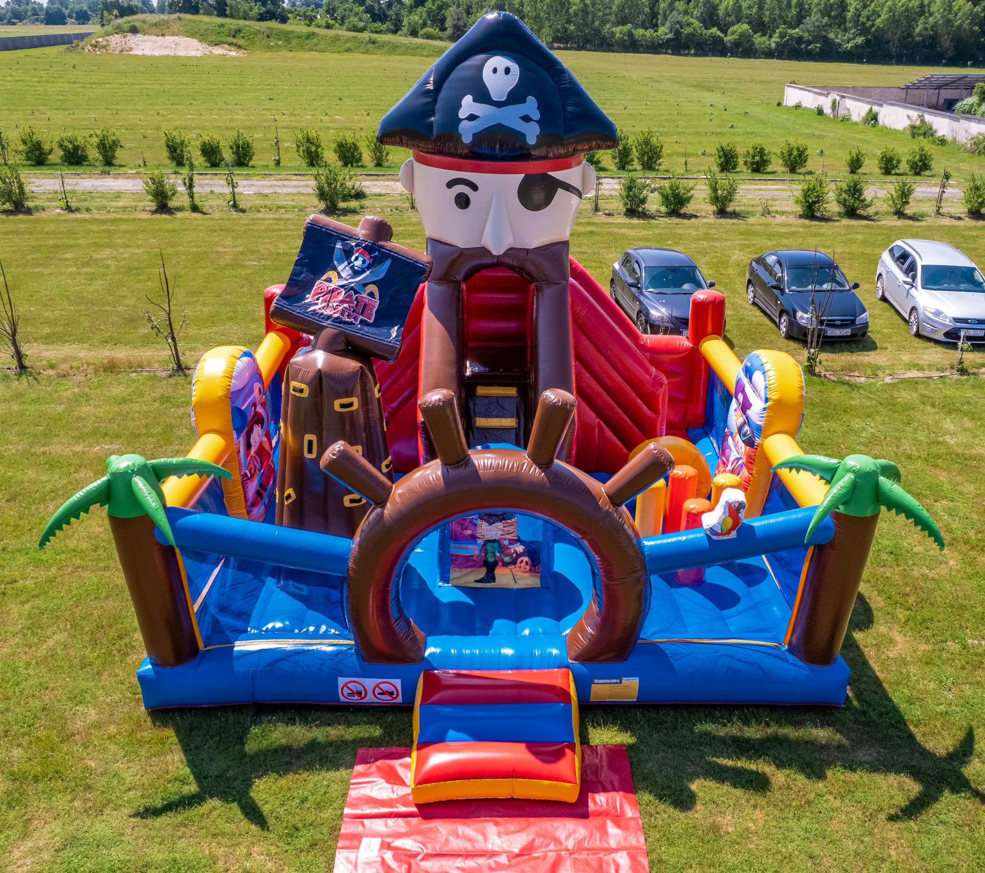 Nie tylko sprzęt. Tworzymy emocje dzięki ludziom.