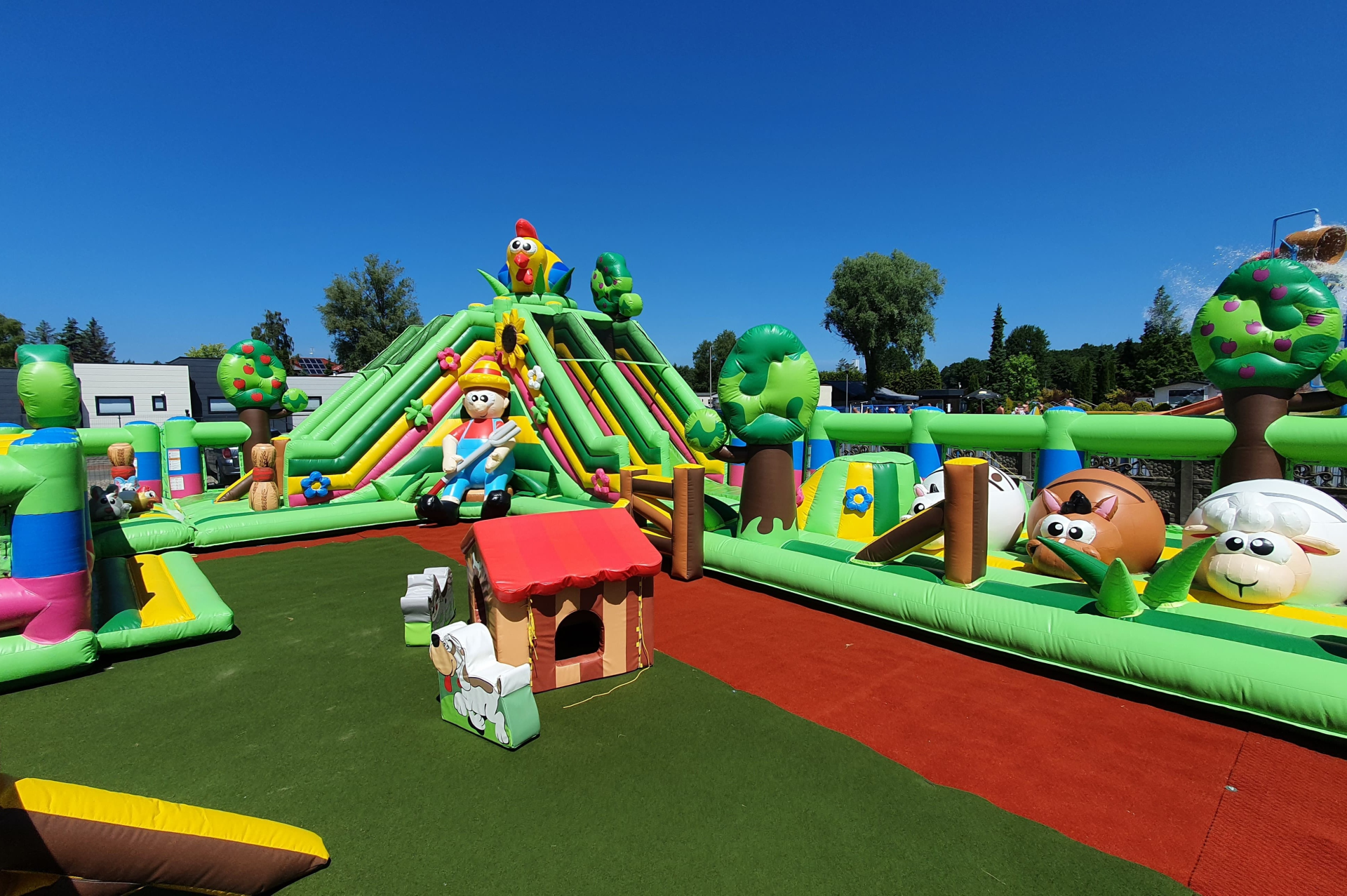 Nie tylko sprzęt. Tworzymy emocje dzięki ludziom.